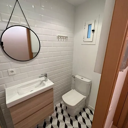 Cozy 3* ברצלונה